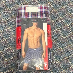 New Tommy Hilfiger 3 pack of woven boxers in assorted colors size XXL